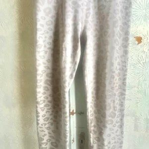 Silver/Gray High Waist Hold It All In Cheetah Print Leggings